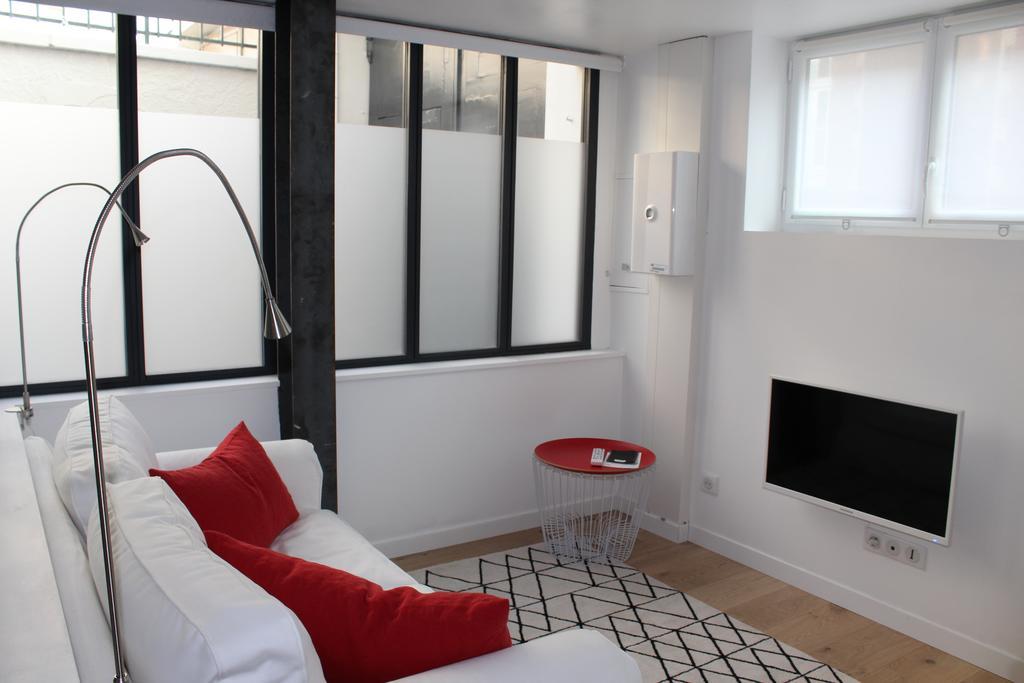 Le Dix-Huit Studio Duplex Руан Екстериор снимка