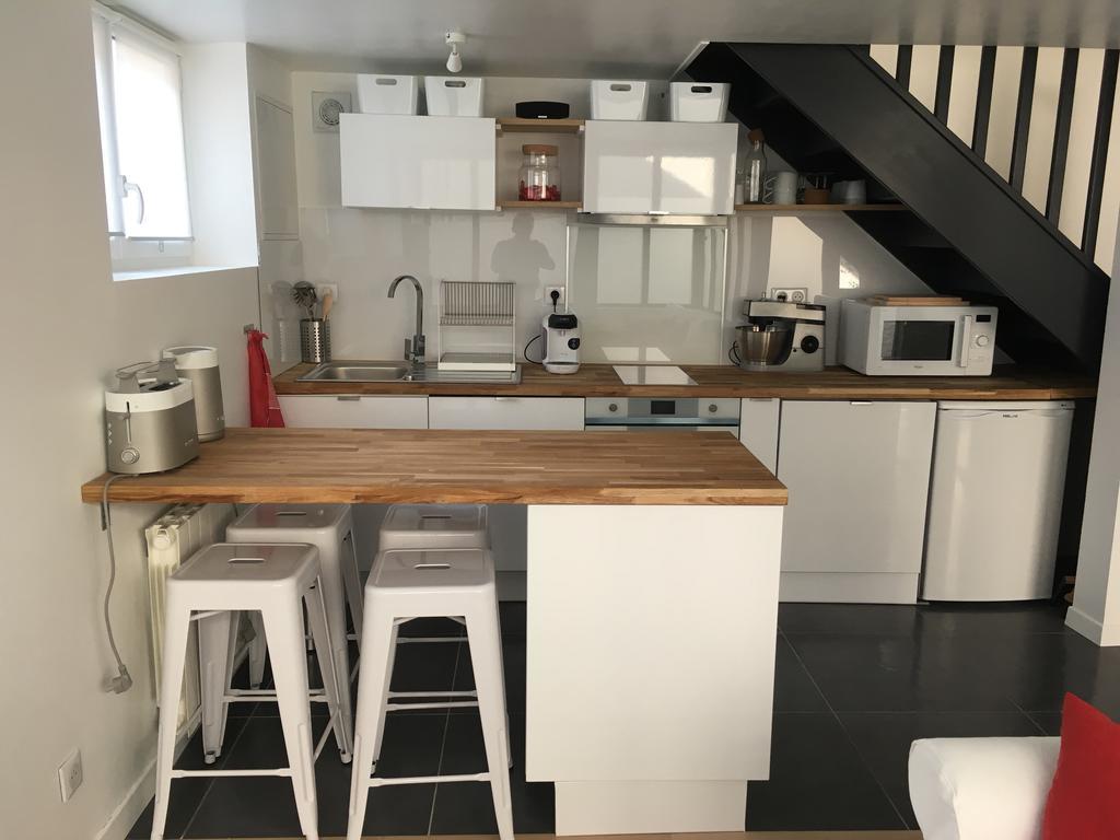 Le Dix-Huit Studio Duplex Руан Екстериор снимка